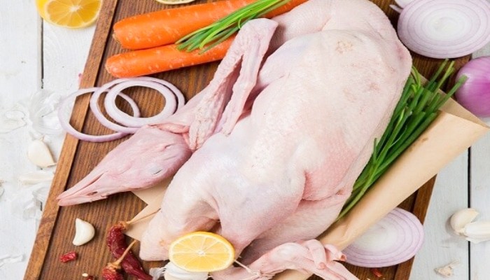Các nguyên liệu tươi ngon cần chuẩn bị để nấu cháo ngan tại nhà