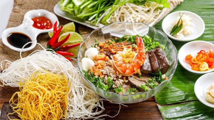 Nguyên liệu chuẩn bị cho cách nấu nước lèo trong