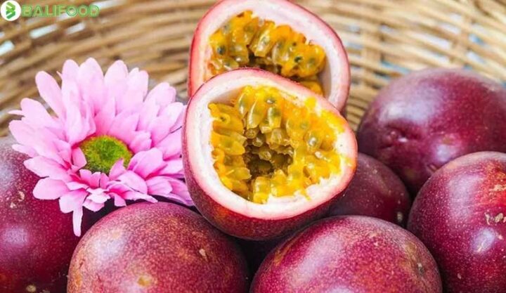 Cách sơ chế chanh dây để làm nước cốt