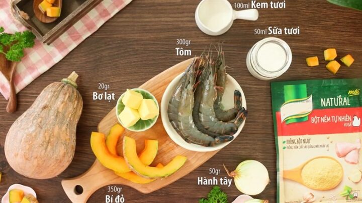 Nguyên liệu chuẩn bị cho món súp bí đỏ tôm tươi ngon