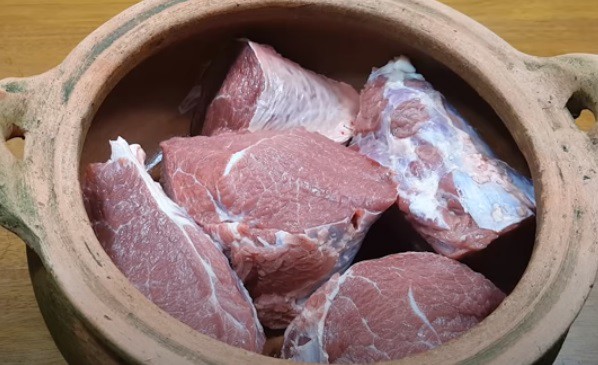 cach nau thit bo kho tau mem ngon don gian kieu mien bac va mien trung 6 1689300744 25 width598height365