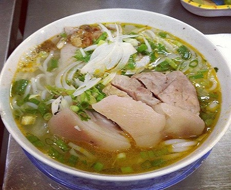 Tô bún giò heo thơm ngon chuẩn vị