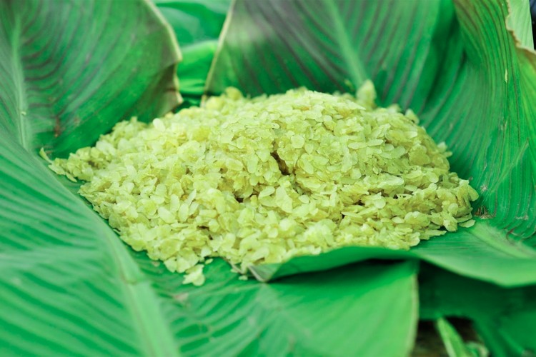 Cách chọn cốm khô ngon, hạt xanh dẻo mịn để nấu chè