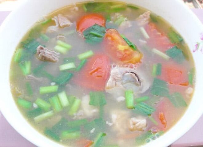 Canh sườn nấu me thơm ngon