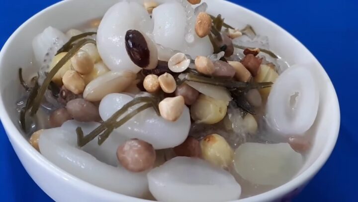 Chè dừa nước, món ăn vặt được yêu thích tại miền Tây