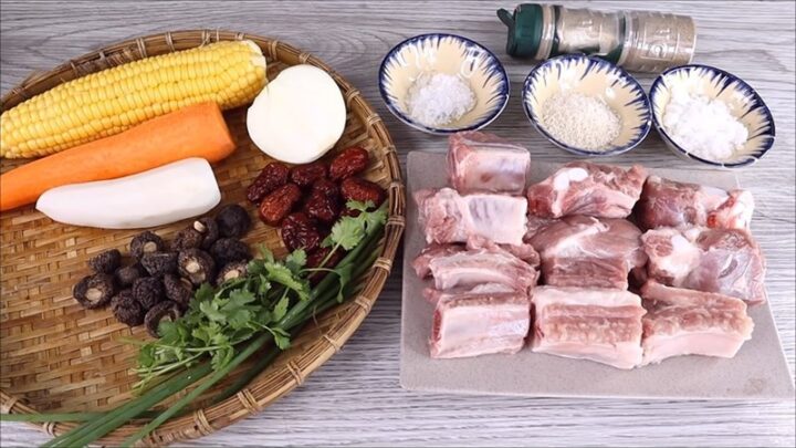 Nguyên liệu món ăn canh sườn nấu nấm rau củ