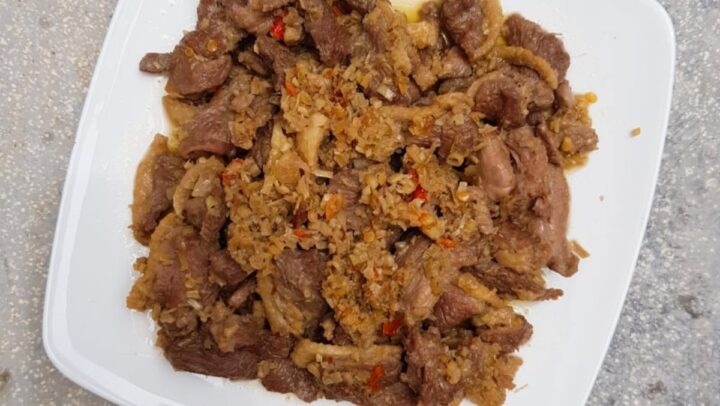 Nguyên liệu món ăn thịt xào sả ớt