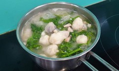 Canh rạm rau muống khoai sọ