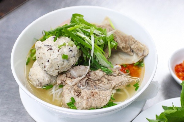 Học cách nấu bún mọc chuẩn vị
