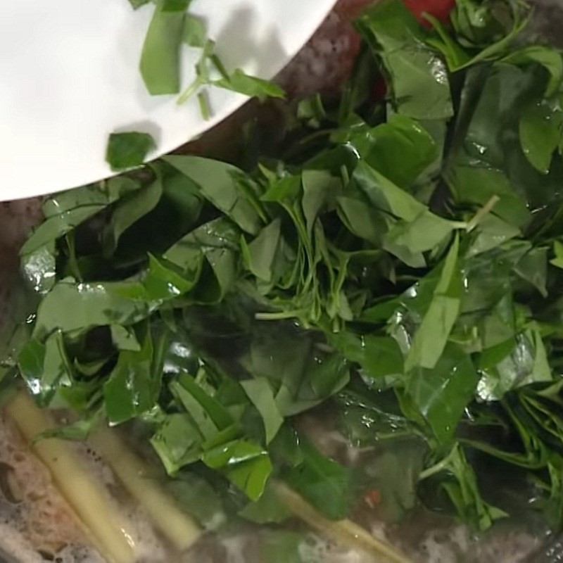 Cách nấu canh cá chép đơn giản