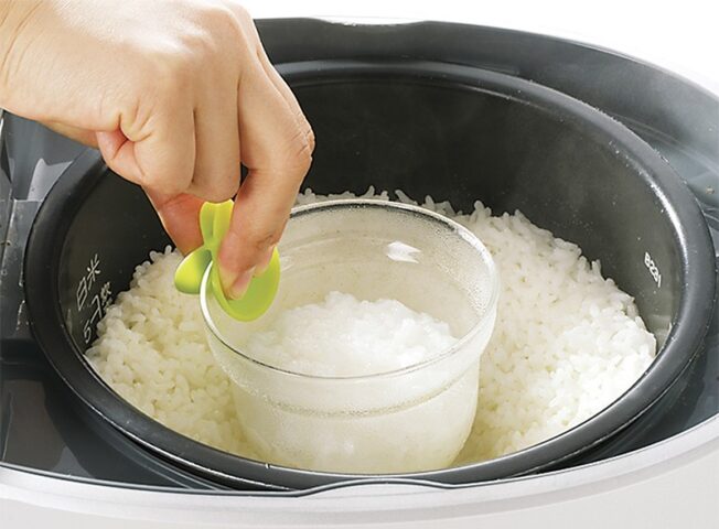 Cách xay gạo nấu cháo cho bé dinh dưỡng với bát cháo sánh mịn