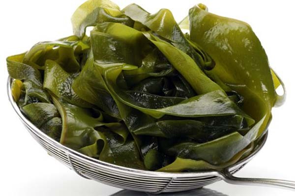 Rong biển khô sau khi ngâm và làm sạch