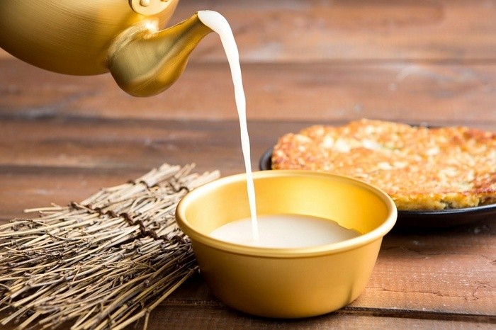 rượu nếp đục màu sắc đặc trưng