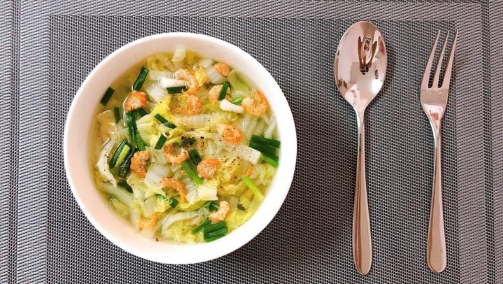 Tô canh cải thảo tôm khô thơm lừng, bổ dưỡng đã hoàn thành