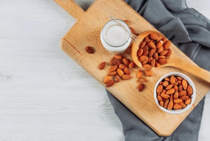 Sữa hạt hạnh nhân là một cách nấu sữa hạt giảm cân hiệu quả
