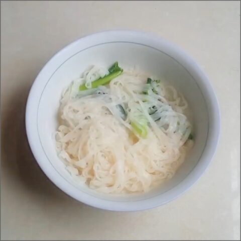 Cách Nấu Mì Gạo Ngon Đơn Giản, Đậm Đà Chuẩn Vị Tại Nhà 2 thanh pham 1343