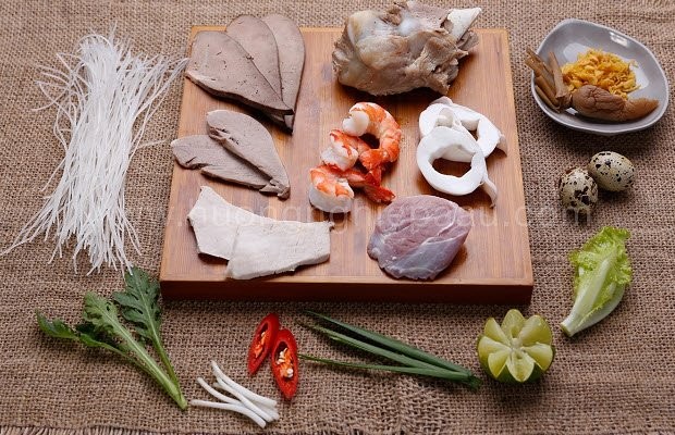 Thành phần nguyên liệu chính để chế biến món hủ tiếu Nam Vang