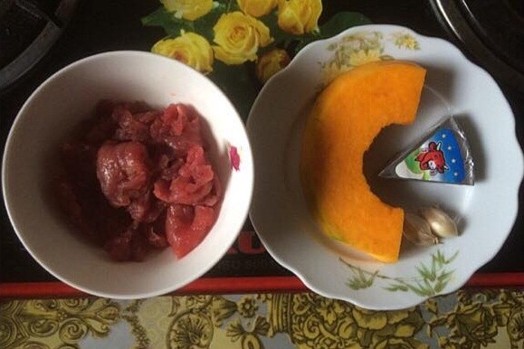 Nguyên liệu cháo thịt bò bí đỏ phô mai
