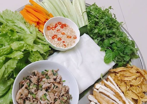 Bánh phở tươi bản to cho món phở cuốn, hỗ trợ cách nấu bánh phở ngon độc đáo