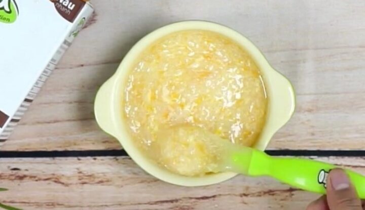 Cháo cà rốt trứng gà thơm ngon, béo ngậy cho bé ăn dặm