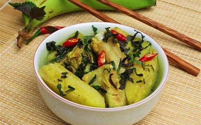 Món cách nấu xương dê với chuối xanh hoàn chỉnh, thơm ngon bổ dưỡng, sẵn sàng phục vụ.