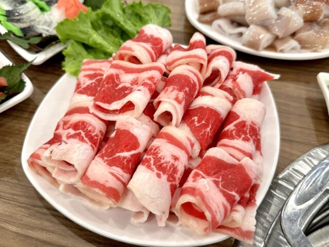 090923 thuc pham nhung lau buffet poseidon 02 jpg