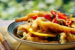 Chân gà ngâm sả tắc chua cay giòn ngon, chuẩn vị amthucdocdao.com