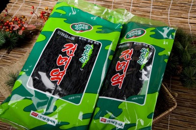 Gói rong biển khô nguyên liệu chính cho món canh rong biển thịt bằm
