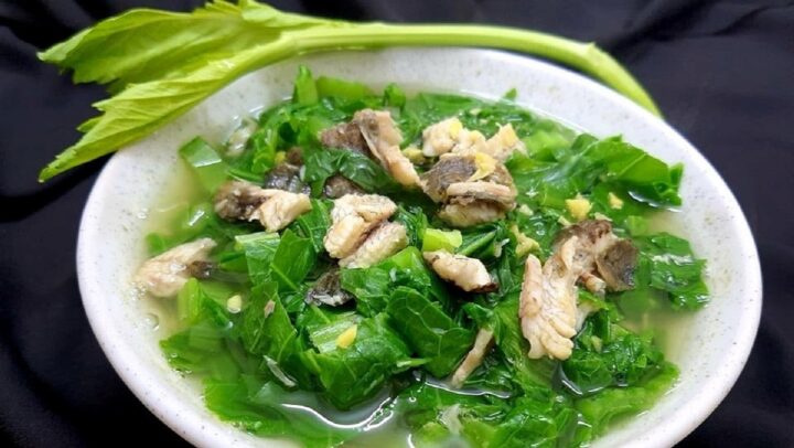Canh cá rô rau cải xanh và các loại rau khác thanh mát, món ăn bổ dưỡng
