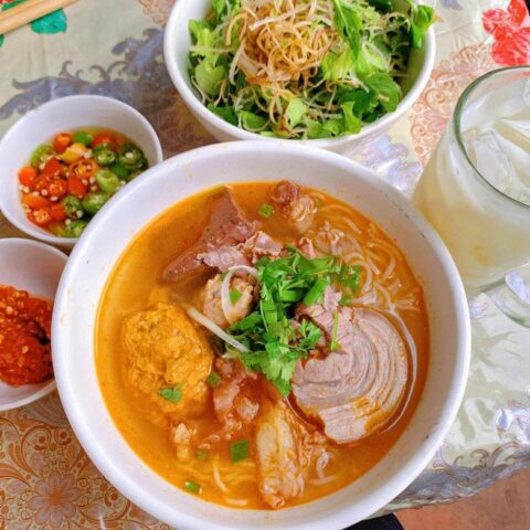 3 cach nau bun bo hue tai nha ngon chuan vi ai cung lam duoc cach nau bun bo hue eva 020 1688614414 344 width780height780
