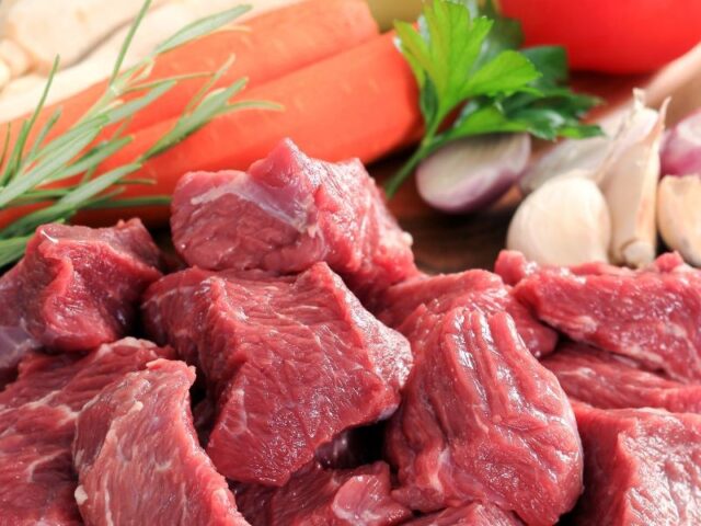 Nguyên liệu đầy đủ cho cách nấu bò kho bằng nồi áp suất chuẩn vị
