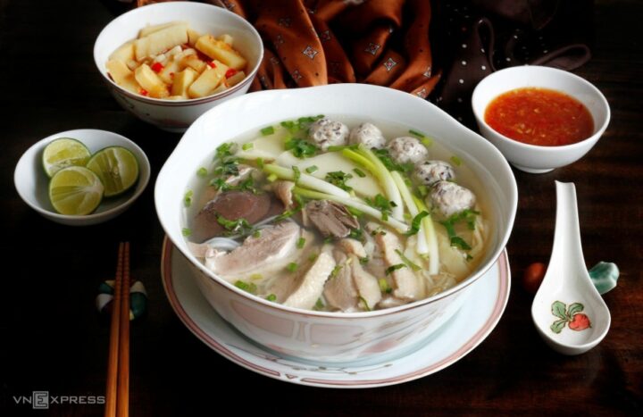 Bun vit mang chua 6 vnexpress 3016 7326 1753429662