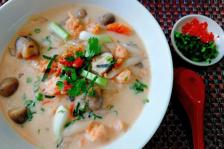 anh bia banh canh tom thit nuoc cot dua 859fd70dfc
