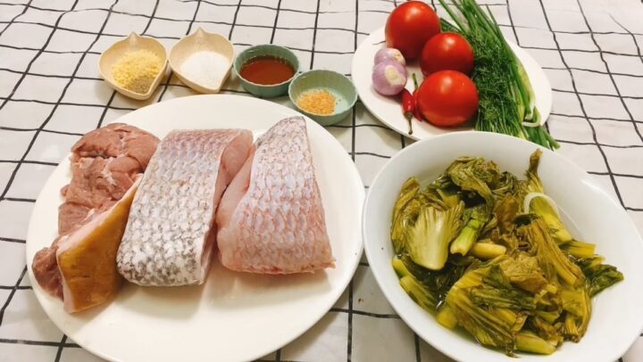 Tổng hợp nguyên liệu tươi ngon cho món cách cá nấu dưa chua chuẩn vị