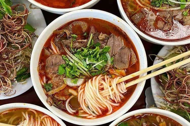 cach nau bun bo hue don gian