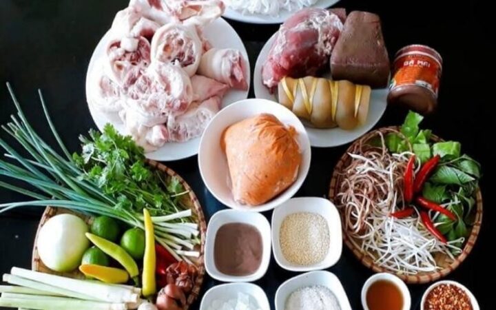 Các nguyên liệu tươi ngon cần có để nấu bún bò Huế