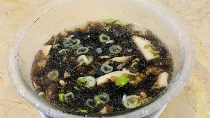 cach nau canh rong bien thit bam ngon ngot khong tanh cuc de avt 1200x676 1