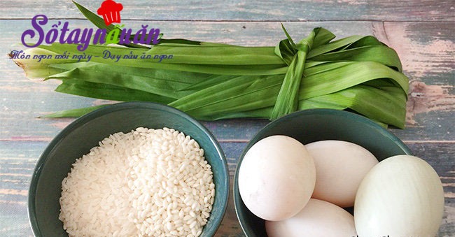 Nguyên liệu cho món cháo lá dứa hột vịt muối thơm ngon