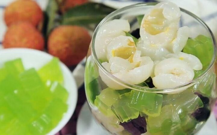 Món chè vải thiều thanh mát, ngọt dịu giải nhiệt ngày hè