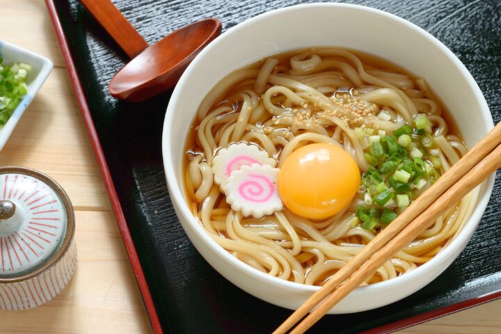 cach nau mi udon sapo