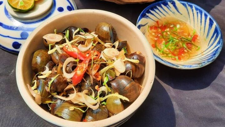 Ốc hút miền Trung cay nồng hấp dẫn