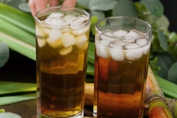 Ly trà bí đao thanh mát giải nhiệt, minh họa cách nấu trà bí đao tại nhà