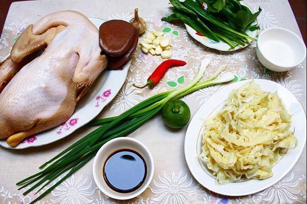 Nguyên liệu làm món vịt xáo măng