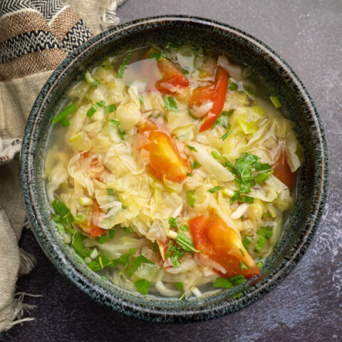canh bap cai ca chua anh bia