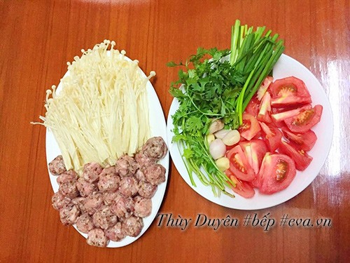 Nguyên liệu đầy đủ cho món canh mọc thịt nấm kim châm tươi ngon