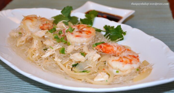 Đĩa miến xào cua tôm kiểu miền Nam thơm ngon chuẩn vị