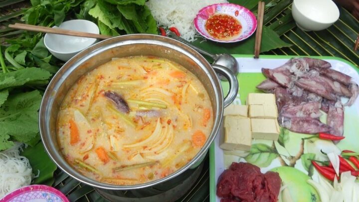 Lẩu mực nấu chao