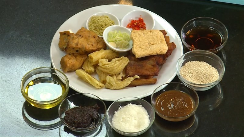 Nguyên liệu món ăn bún gỏi già chay