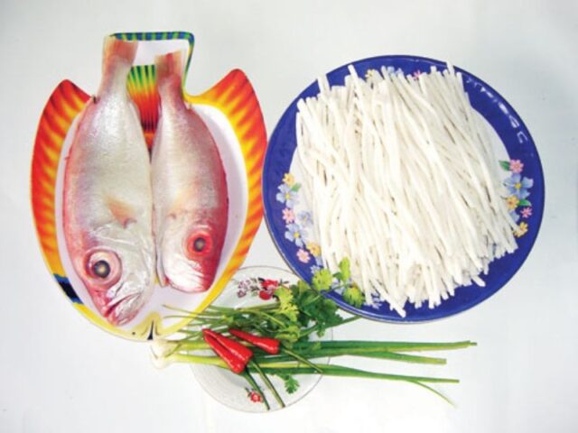 Những nguyên liệu để nấu món bánh canh cá bã trầu