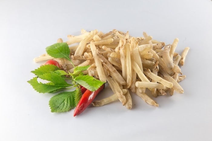 Sá sùng khô luôn được nhiều người tìm mua bởi chúng có nhiều dưỡng chất cực kì tốt cho sức khỏe